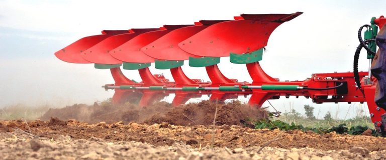 Новесной оборотный плуг Agro-Masz РО с гидравлической защитой (фото 11)