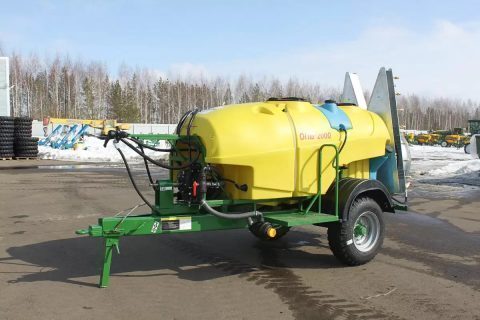 Опрыскиватель прицепной вентиляторный ОПВ-2000 колонного типа