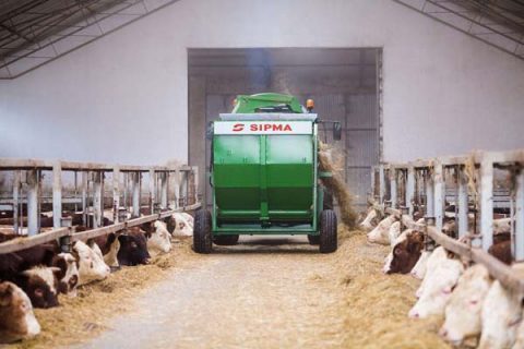 Измельчитель рулонов и выдуватель-раздатчик кормов Sipma RB 1200 / 1500 / 1850 KRUK (фото 5)
