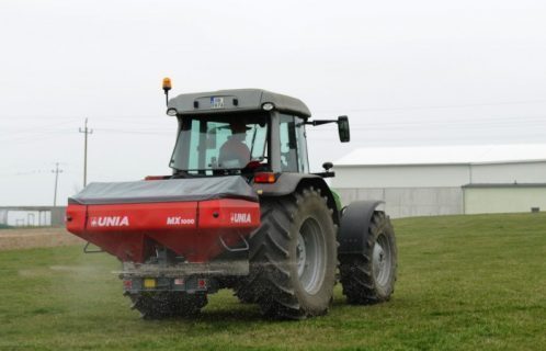 Разбрасыватель минеральных удобрений Unia MX 850 / 1000 / 1200 / 1600 / 2100 / 3000 (фото 2)