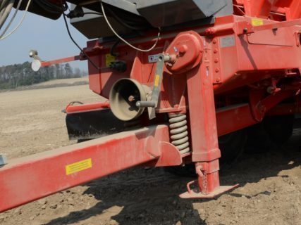 Прицепной разбрасыватель удобрений и извести Unia RCW 45 / 60 / 85 / 90 TD / 110 TD / 130 TD (фото 10)