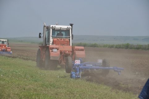 Плуг полунавесной ППУ-6х35 / 8х40 и ПП-(7+1)х35 / 9х35 / (9+2)х35 (фото 7)
