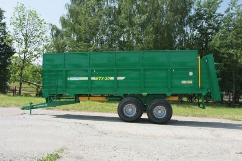 Машина для внесения твердых органических удобрений МТУ-20-1 (фото 5)