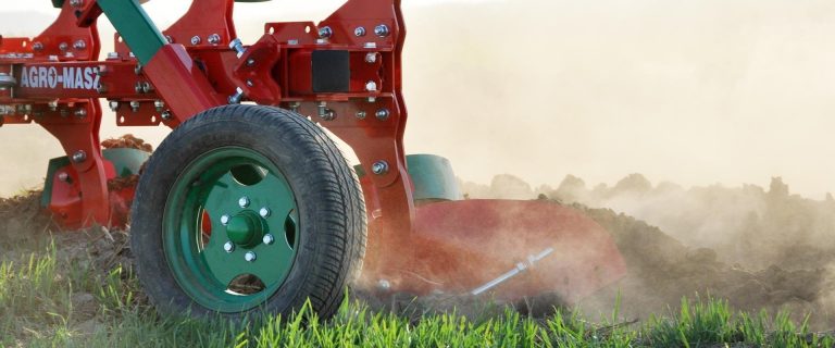 Навесной облегчённый оборотный плуг Agro-Masz POM (фото 8)