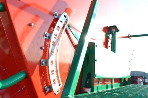Разбрасыватель минеральных удобрений Agro-Masz Rewo 8200 (фото 4)