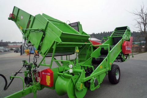 Картофелеуборочный комбайн Unia PYRA 1600 / 3000 (фото 7)