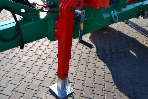 Разбрасыватель минеральных удобрений Agro-Masz Rewo 8200 (фото 11)